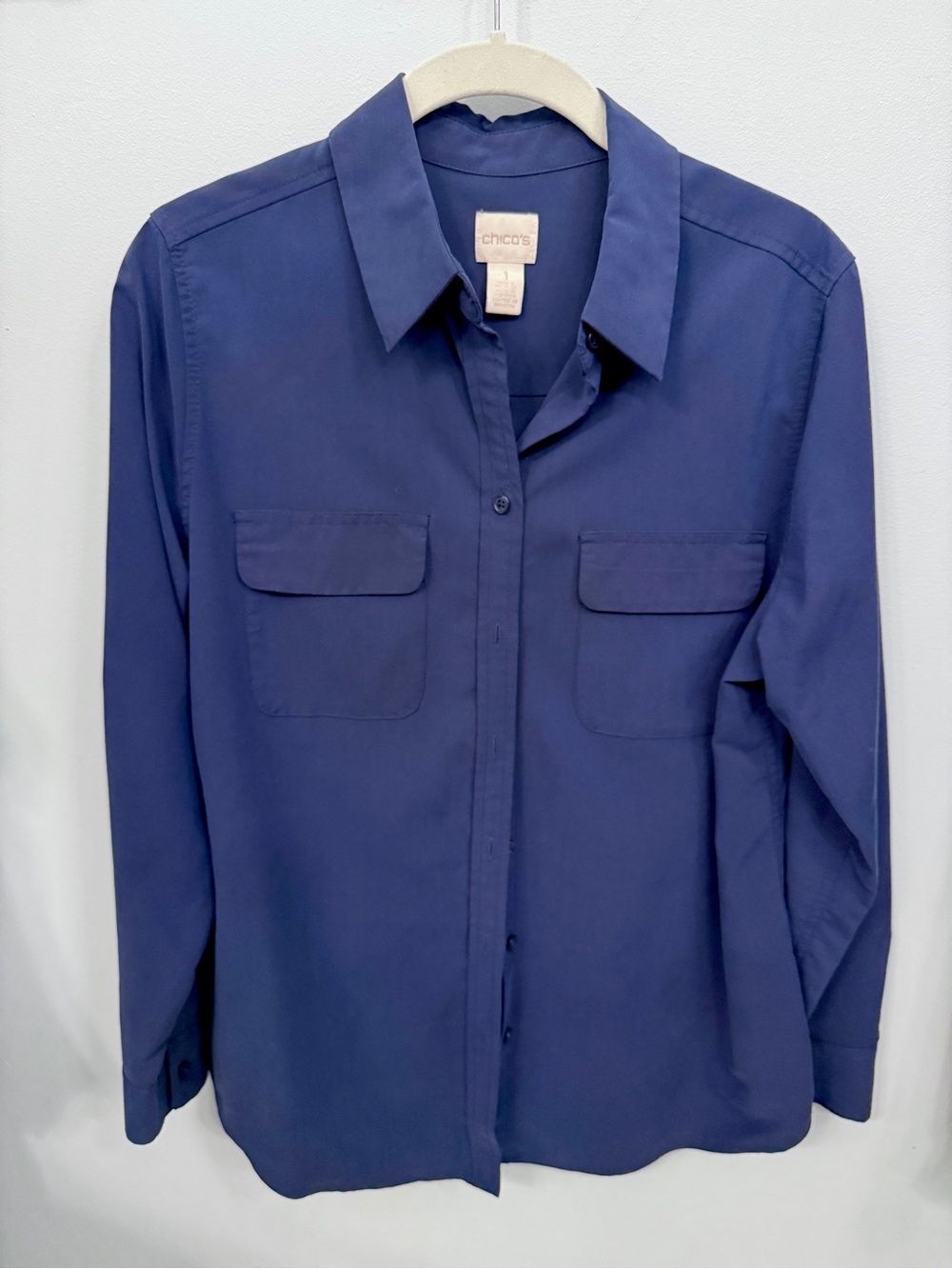 Chico's Navy Blue Button Front Blouse Size 1 (Medium) Lightweight